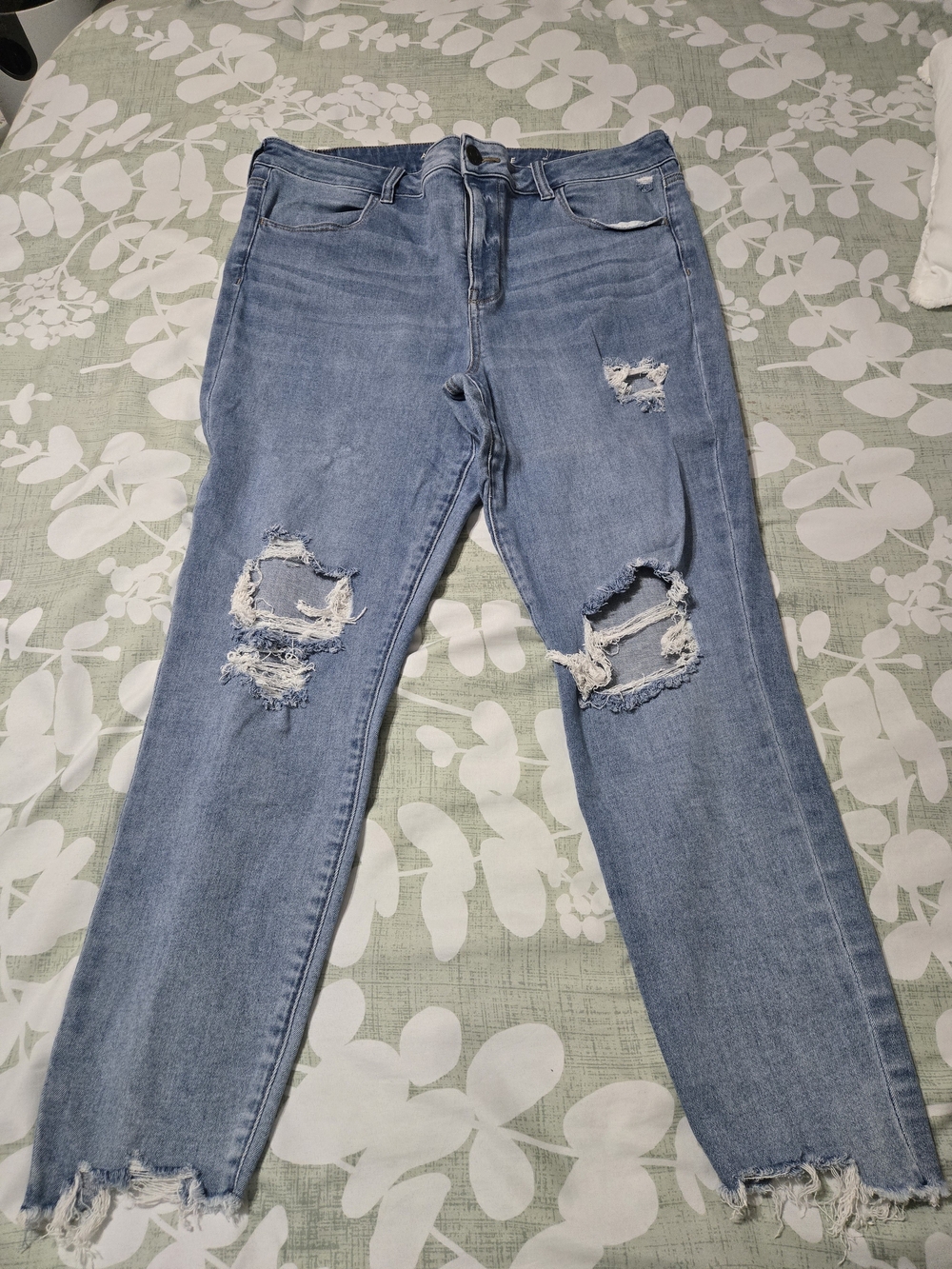 American Eagle Outfitters Light Blue Stretch Women's Jeans